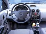 Daewoo Kalos 5-Door 2002 года (WW)